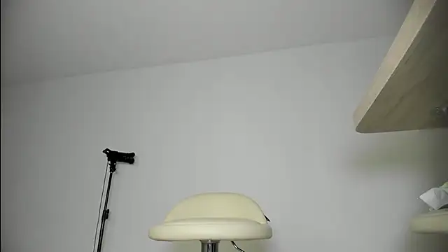 SARA_TS_FOX live sex cam