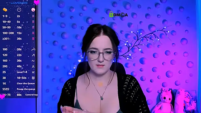 luna_berryy's cam snapshot