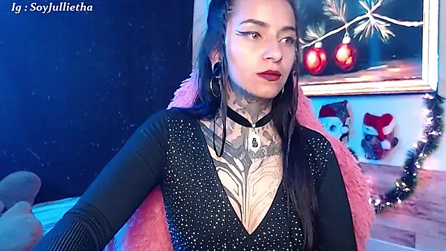 Julls420_'s cam snapshot