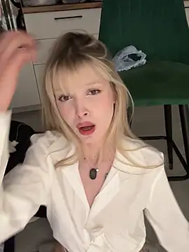 BellaSecrettt's cam snapshot