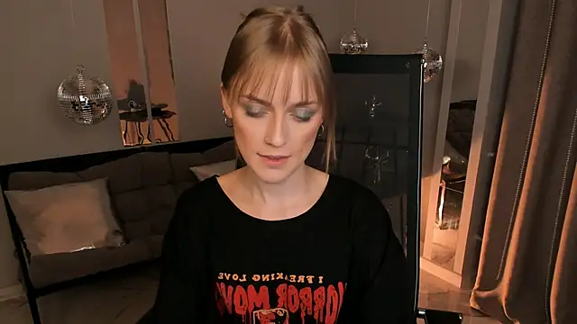 KiraMontoya's cam snapshot