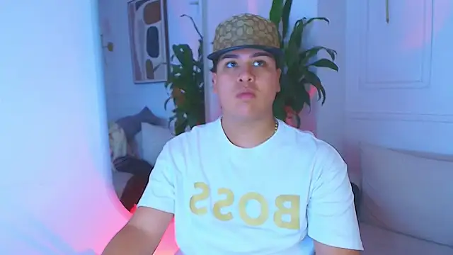 Naim_Bennetsex's cam snapshot