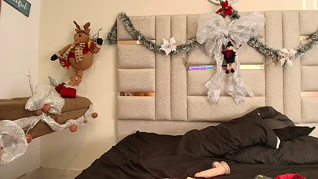 LittlePeach_'s cam snapshot