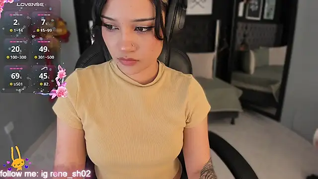 renee_shelby_'s cam snapshot