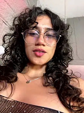 KaitlynLoveCam live sex cam