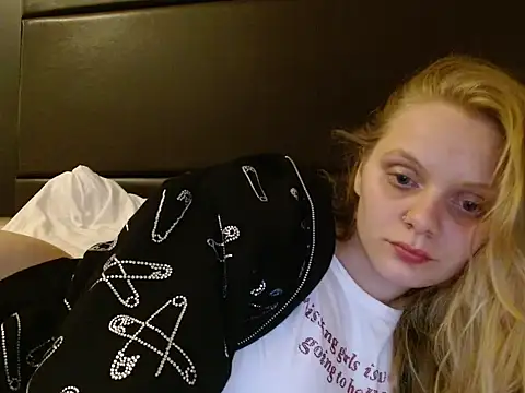 CherrysGotCakes's cam snapshot