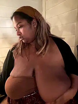 BigFineSelena live sex cam