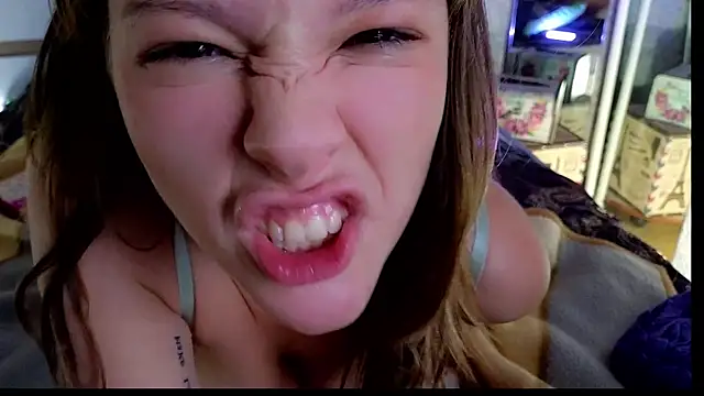 DemiDee live sex cam