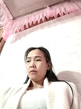 Feeling-hot live sex cam