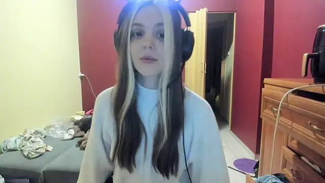 LunaAngell's cam snapshot