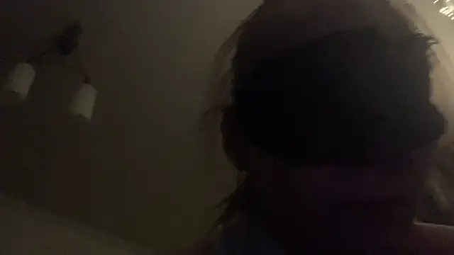 Kisasex1010 live sex cam