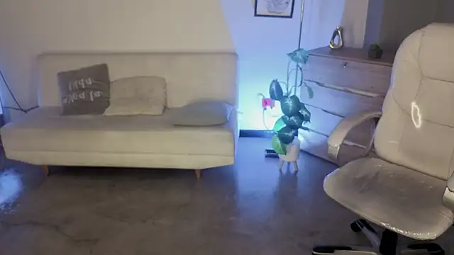 Nicole_Foxx_ live sex cam