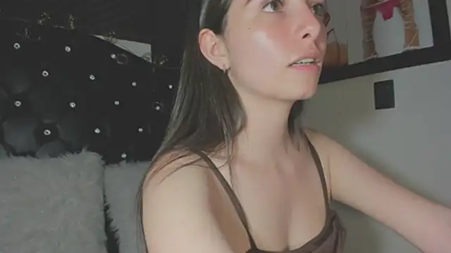 diana_queen_'s cam snapshot