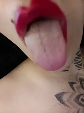 Porcellina181's cam snapshot