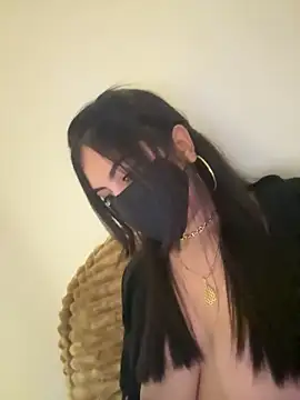 Hot-Sarah-arab live sex cam