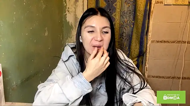 EstherKiester's cam snapshot