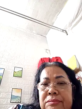 Hotestlove live sex cam