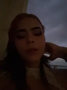 Chloemercury live sex cam