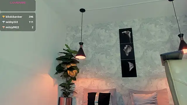 Regan__'s cam snapshot