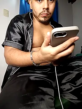 Naughty_Charly live sex cam