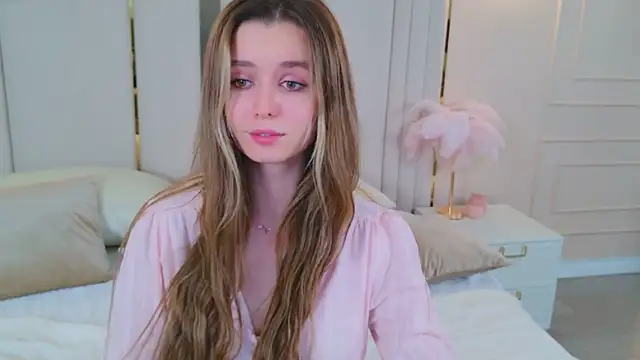 MarybethSnow's cam snapshot