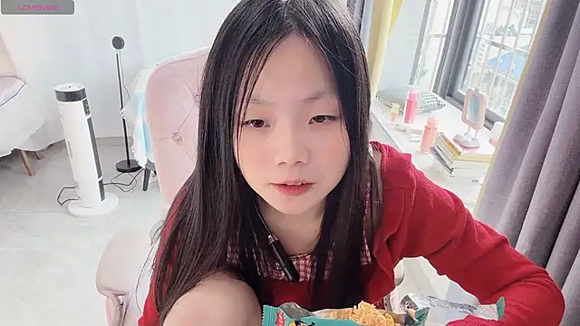 Lena-yyds's cam snapshot