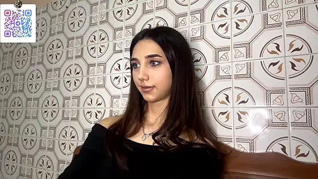 LinaMour's cam snapshot