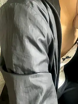 Mina048's cam snapshot