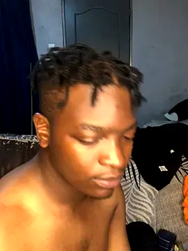 Redfucks333 live sex cam