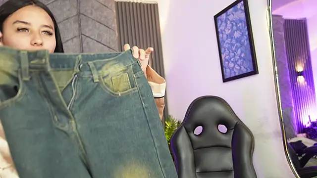 AuroraLanee_'s cam snapshot