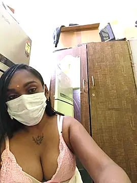 Dharshini98's cam snapshot