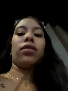 MarieLeon live sex cam