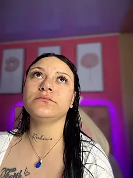 Megaan__More's cam snapshot