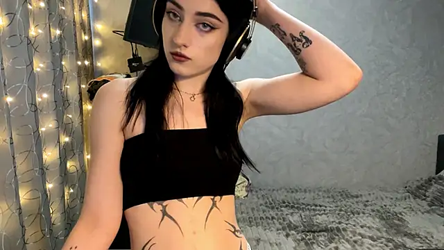 Meowluly's cam snapshot