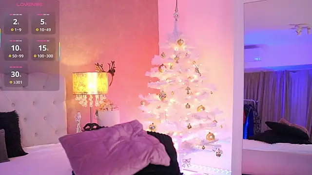 DahliaMoonfire's cam snapshot