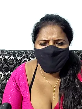 siri_tamiltelugu's cam snapshot