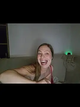 katiestevens's cam snapshot