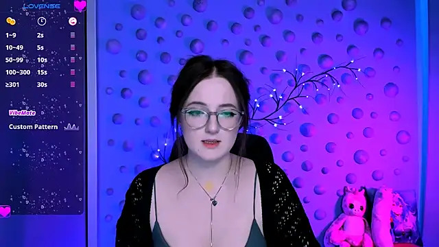 luna_berryy's cam snapshot