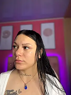 Megaan__More's cam snapshot