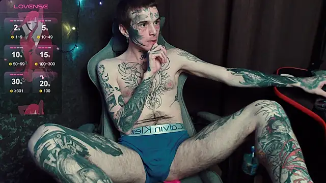 lonelycry7tal's cam snapshot