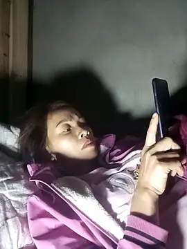 Andrea-688's cam snapshot