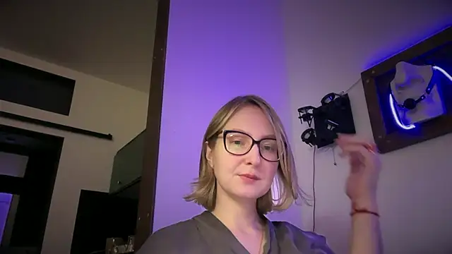 Kira_Elve's cam snapshot