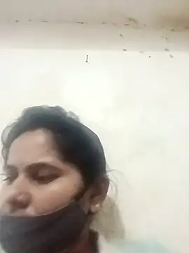 JULEE-740's cam snapshot