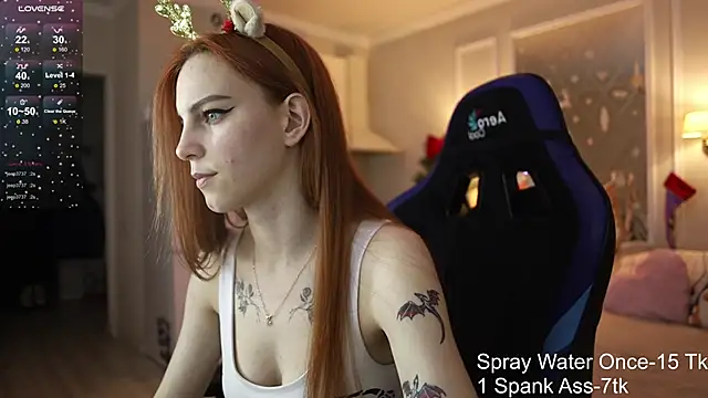 _alice_meyss_'s cam snapshot