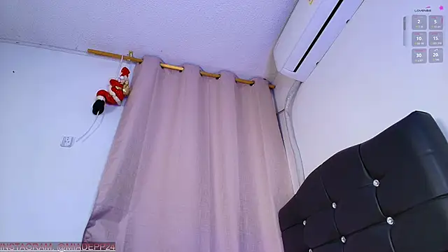 Mia_depp live sex cam