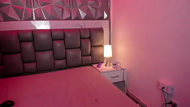 KathyAiden's cam snapshot