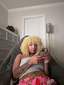 butterflybootyy live sex cam