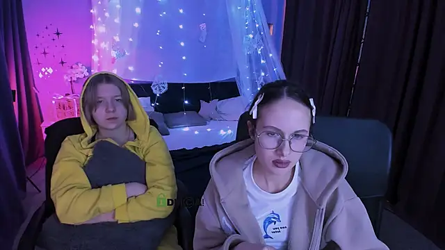 gloria_bubble's cam snapshot