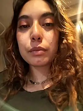 liannalee_'s cam snapshot