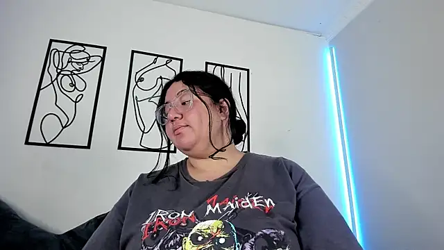 RubyPirsso18's cam snapshot